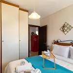 Apartment With Marina View