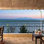 Apartment With Marina View Thessaloniki