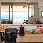 Apartment With Marina View *