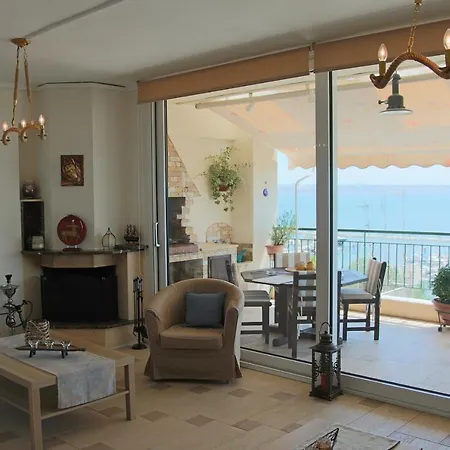 Apartment With Marina View *