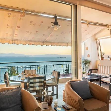 With Marina View Apartment *