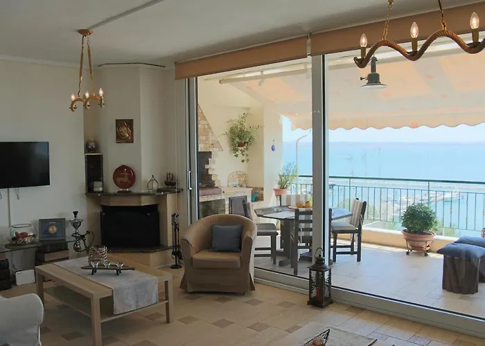 Apartment With Marina View *